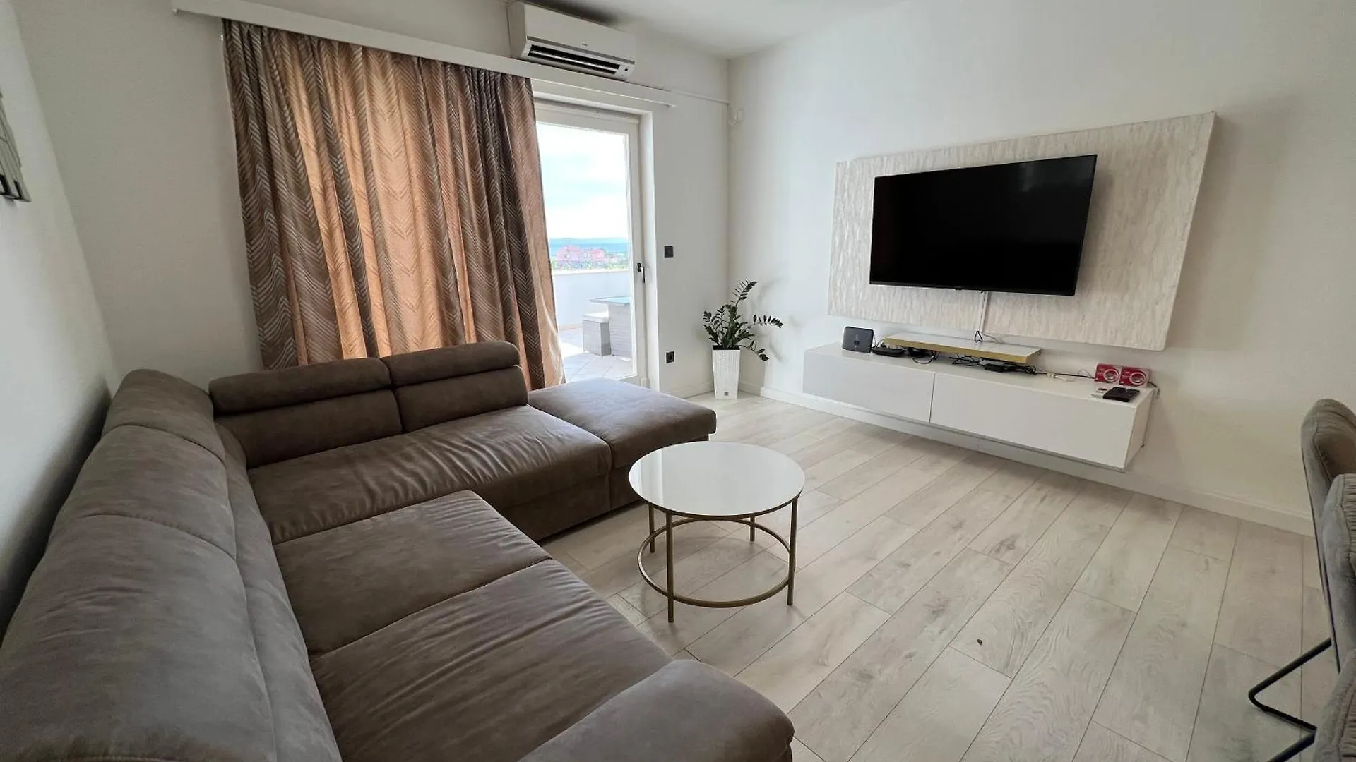 Apartment Gabi Split 0*,  Croatia